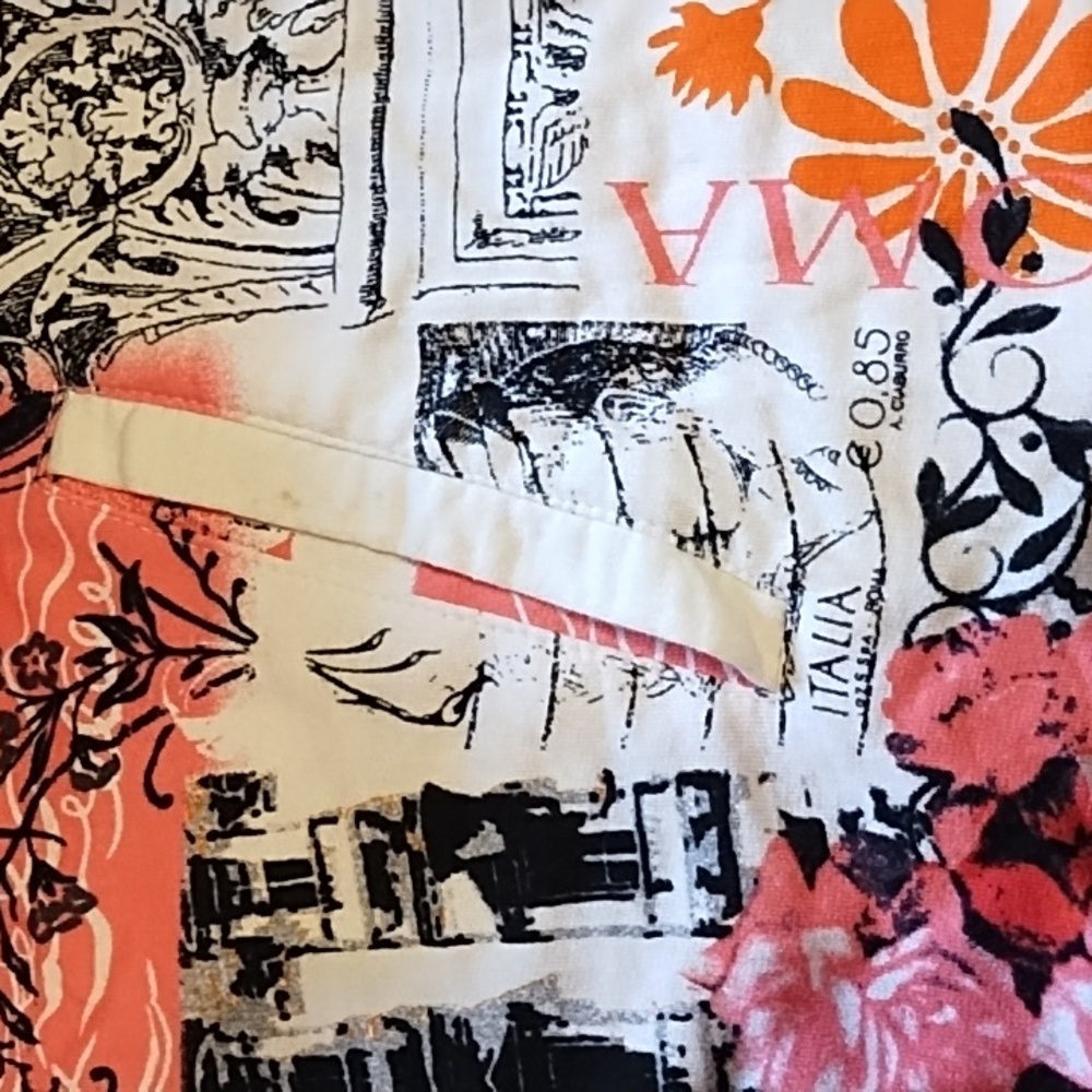 Graphic Print Zip-Up Top - Picture 4 of 12